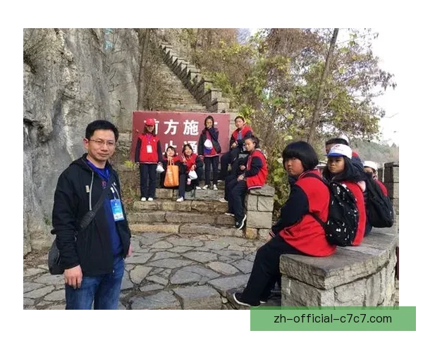 冰球历史探秘：辉煌传统与跨时空荣耀